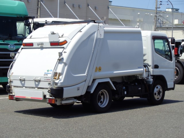 H29 三菱キャンター 新明和製プレス式塵芥車4.3立米|中古トラックの販売・買取・査定のアイナビ