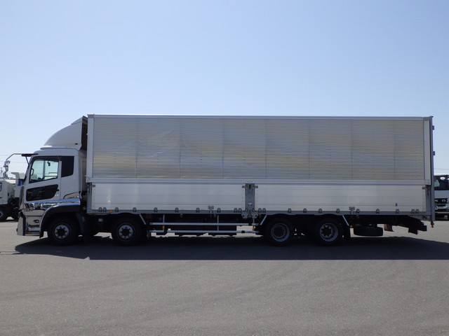 日産UD2PG-CG5CAアルミウィング4軸低床10t超メッキ付|中古トラックの販売・買取・査定のアイナビ
