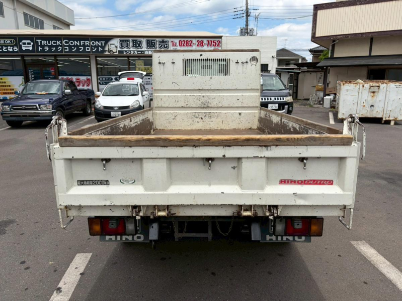 車検付き(R8/10/11まで)全低床MT極東4ナンバー2トン積載|中古トラックの販売・買取・査定のアイナビ