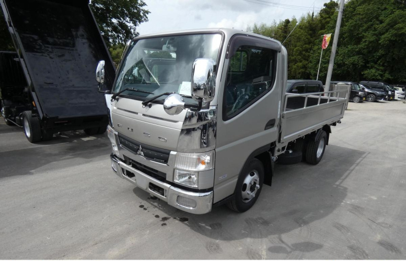 1.5トン 平ボディー MT 三方開260458|中古トラックの販売・買取・査定のアイナビ