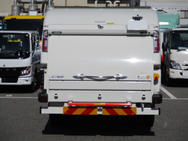 R7 日野デュトロ プレス式塵芥車5.9立米 未使用車|中古トラックの販売・買取・査定のアイナビ