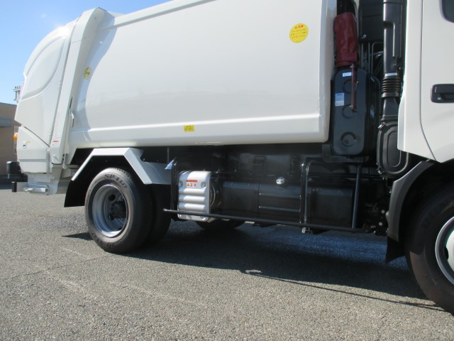 R7 日野デュトロ プレス式塵芥車5.9立米 未使用車|中古トラックの販売・買取・査定のアイナビ