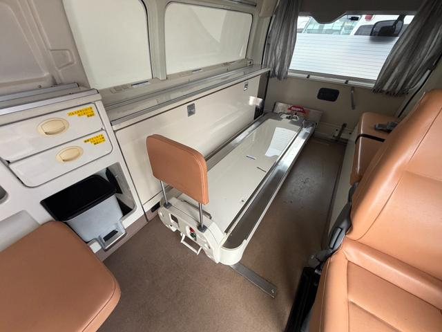 トヨタハイエース特装車その他|中古トラックの販売・買取・査定のアイナビ