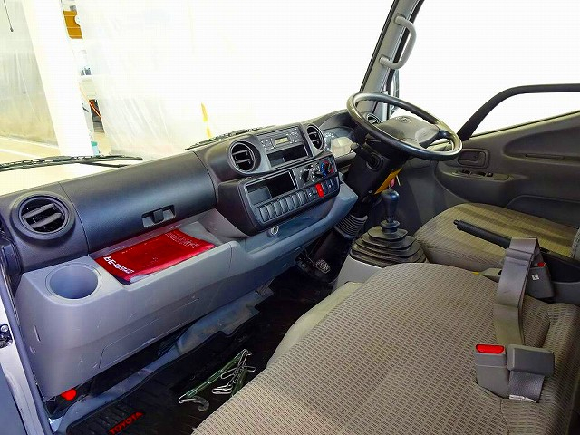 ダイナ1.25t4WDFJLSタイヤ平ボデー|中古トラックの販売・買取・査定のアイナビ