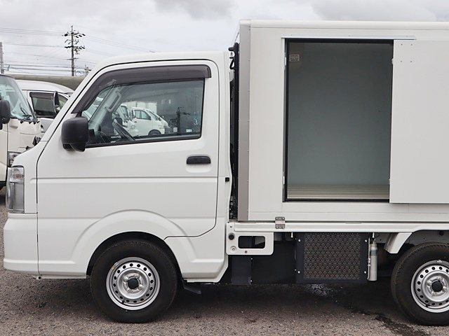冷蔵冷凍　積載350kg|中古トラックの販売・買取・査定のアイナビ