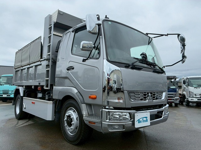 保証対象車両増トン7.6トン積載極東開発工業240馬力6速MT|中古トラックの販売・買取・査定のアイナビ