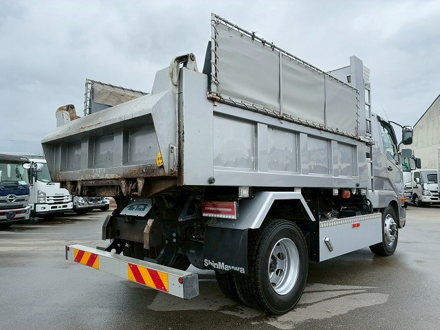 保証対象車両増トン7.6トン積載極東開発工業240馬力6速MT|中古トラックの販売・買取・査定のアイナビ