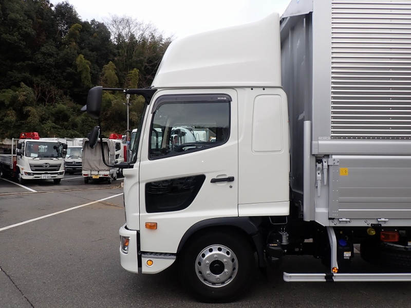 7200 ワイド ハイルーフ 後輪エアサス 6速 2150KG積載|中古トラックの販売・買取・査定のアイナビ