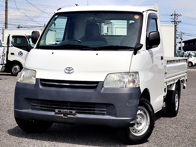 平ボディ 積載800Kg DX 普通免許 AT|中古トラックの販売・買取・査定のアイナビ