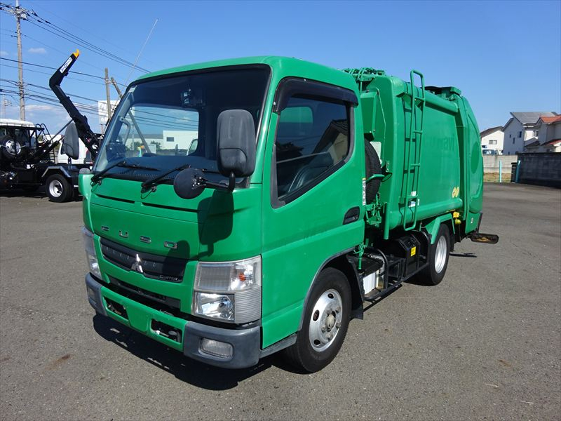 プレス 4.3㎥ 新明和|中古トラックの販売・買取・査定のアイナビ