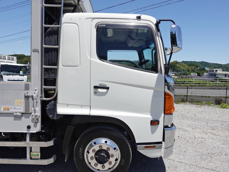 増トン積載7.3t平ボディー|中古トラックの販売・買取・査定のアイナビ