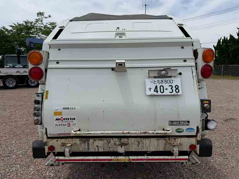 三菱ふそうキャンター計量器付プレス式パッカー車モリタ製|中古トラックの販売・買取・査定のアイナビ