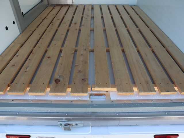 積載350Kg　サーモキング　低温冷凍　左スライドドア|中古トラックの販売・買取・査定のアイナビ