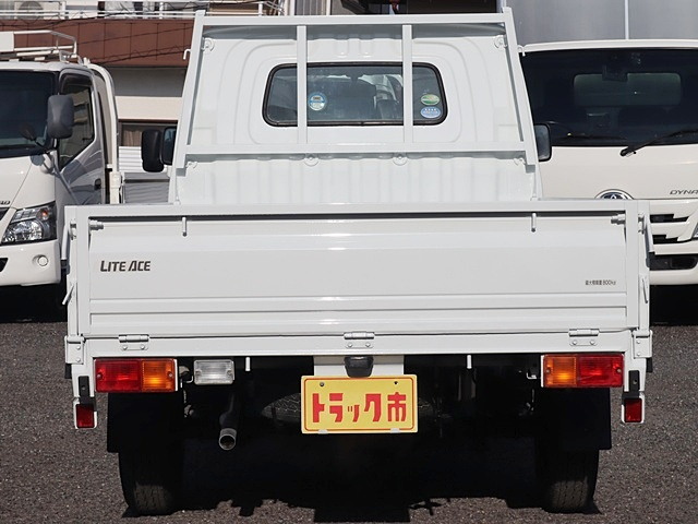 DX　Xエディション　平ボディ　積載800KG|中古トラックの販売・買取・査定のアイナビ