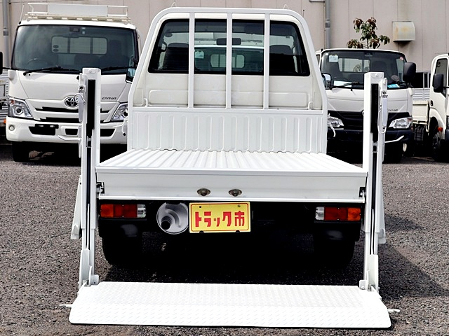 垂直パワーゲート 平ボディ 積載950KG トヨタ車体|中古トラックの販売・買取・査定のアイナビ