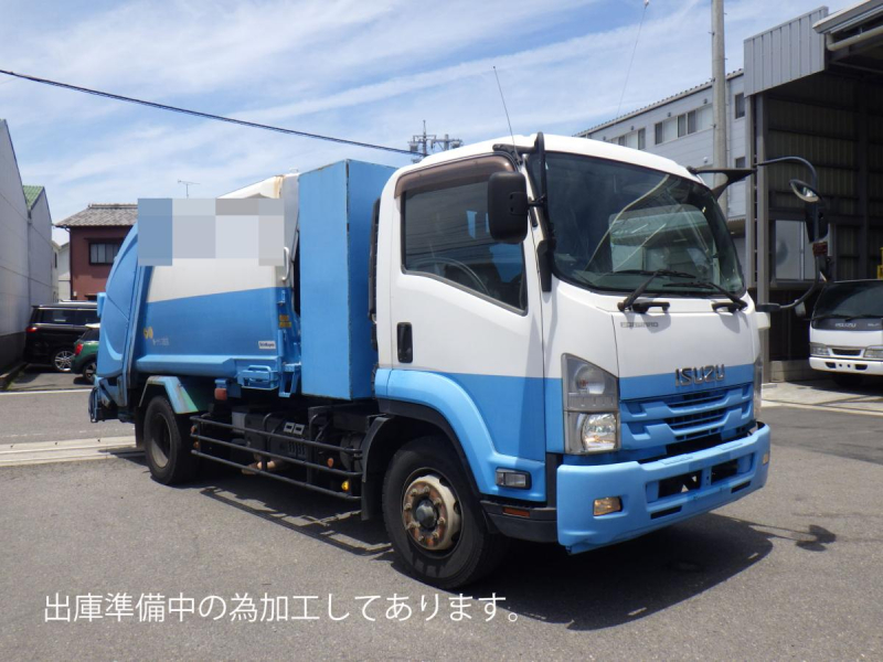増トン 新明和プレス式 8.2㎥ 汚水タンク・連続スイッチ付|中古トラックの販売・買取・査定のアイナビ