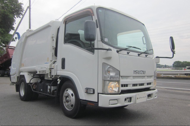 H.23エルフ 塵芥車 新明和プレスタウンパック連続SBモニター|中古トラックの販売・買取・査定のアイナビ