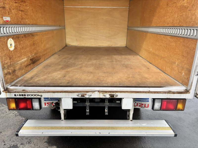 エルフ 10尺アルミバン MT5速 積載2000kg|中古トラックの販売・買取・査定のアイナビ