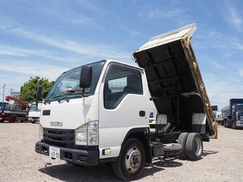 いすゞエルフパートタイム4WDダンプ積載2t|中古トラックの販売・買取・査定のアイナビ