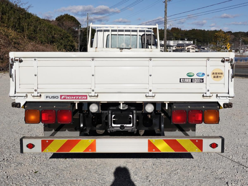 積載6t増トン平ボディー|中古トラックの販売・買取・査定のアイナビ