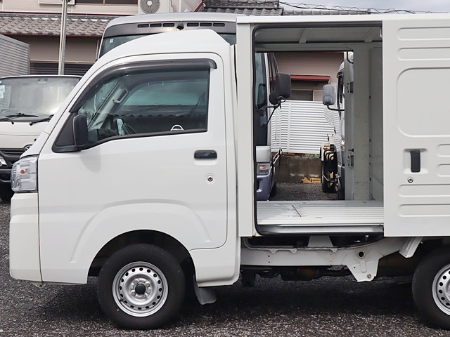 ハイルーフSAIIIt　パネルバン　積載350kg|中古トラックの販売・買取・査定のアイナビ