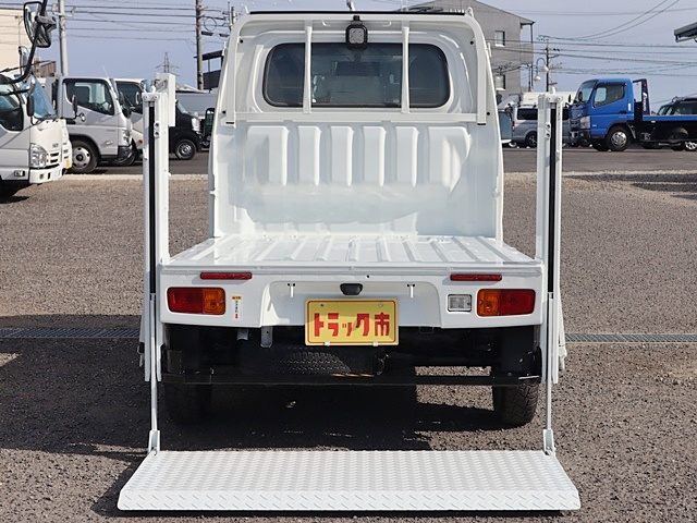 積載350Kg　平ボディ　新明和　垂直パワーゲート　特装車|中古トラックの販売・買取・査定のアイナビ