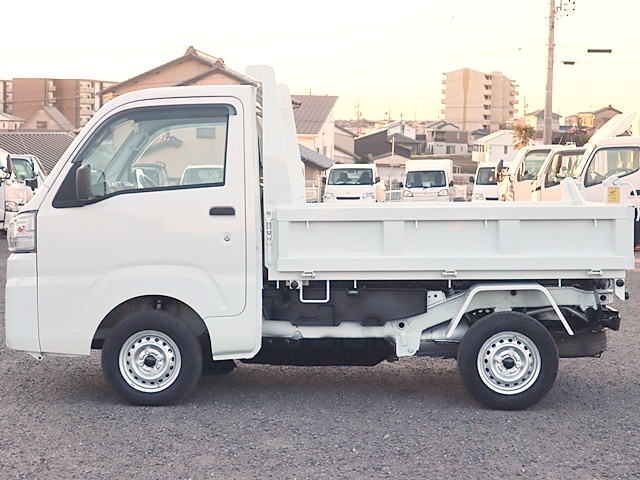 多目的PTOダンプ　積載350KG　4WD　土砂禁|中古トラックの販売・買取・査定のアイナビ