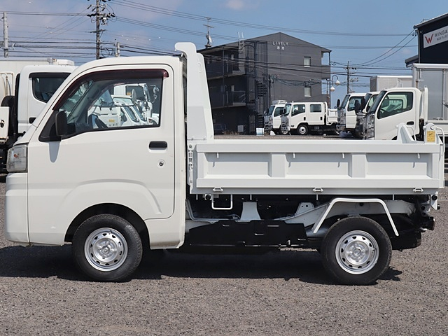 ダンプ　積載350KG　極東開発　多目的PTO式　4WD|中古トラックの販売・買取・査定のアイナビ