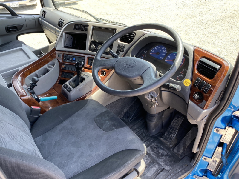 H30年式、クオン、ハイルーフトラクタ、車検付|中古トラックの販売・買取・査定のアイナビ