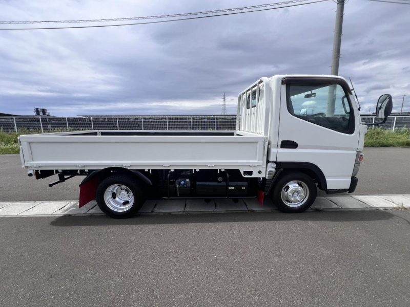 平成24年キャンター平ボディー床板鉄板準中型対応AT|中古トラックの販売・買取・査定のアイナビ