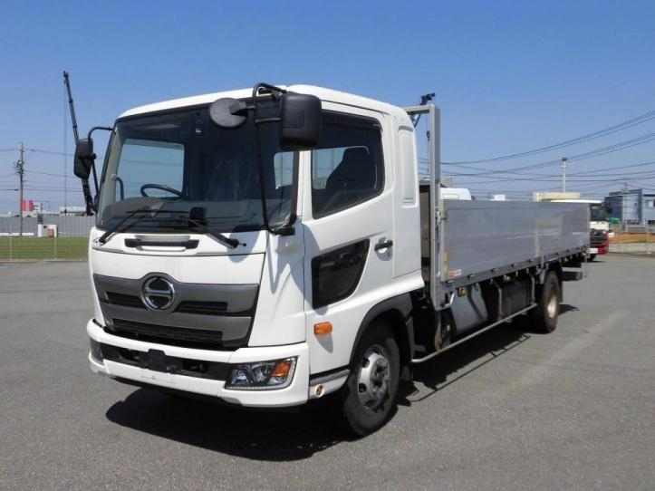 30年式　日野　4tアルミ平　床鉄板張り　62m　240馬力|中古トラックの販売・買取・査定のアイナビ