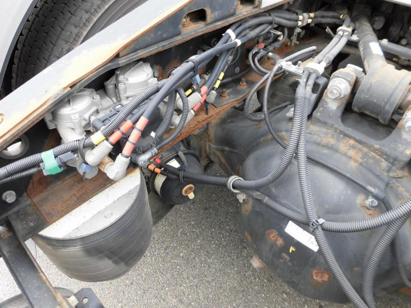 28年 いすゞギガ ハイルーフ 11.5t デフロック付き|中古トラックの販売・買取・査定のアイナビ