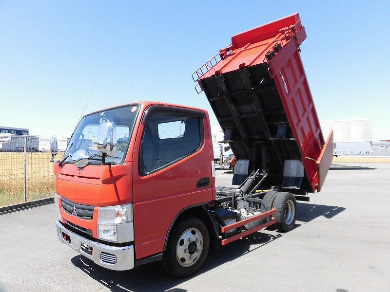 26年 三菱キャンター 土砂禁ダンプ 3トン積み 自動シート|中古トラックの販売・買取・査定のアイナビ