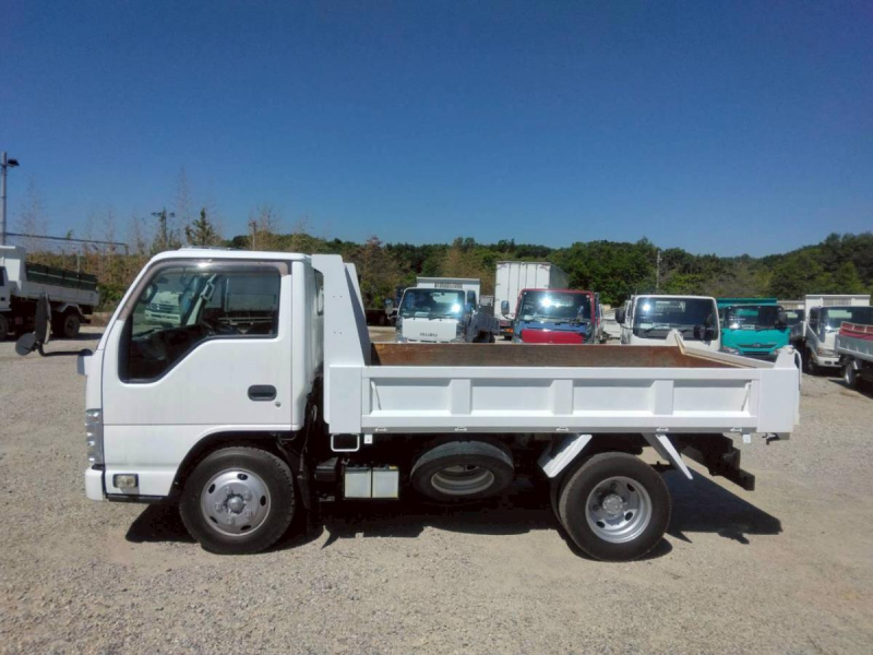 H27年　エルフ 3t 高床 強化ダンプ　No.1061|中古トラックの販売・買取・査定のアイナビ
