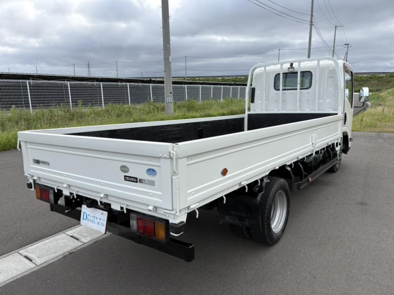 平成25年いすゞエルフAT6速積載2トン総重量5トン未満|中古トラックの販売・買取・査定のアイナビ