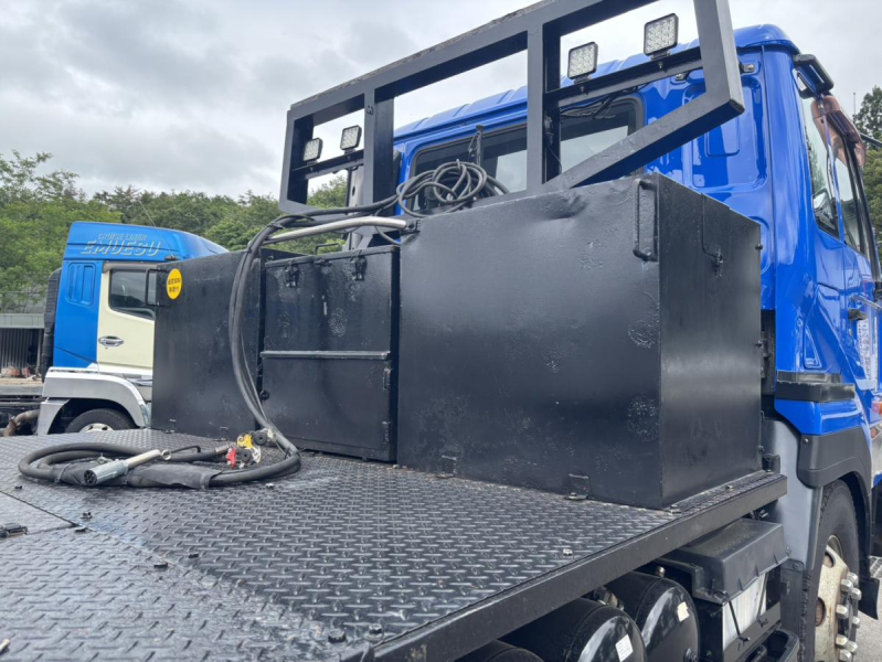 H17ビッグサム2デフトラクタRH10V10エンジン520馬力|中古トラックの販売・買取・査定のアイナビ