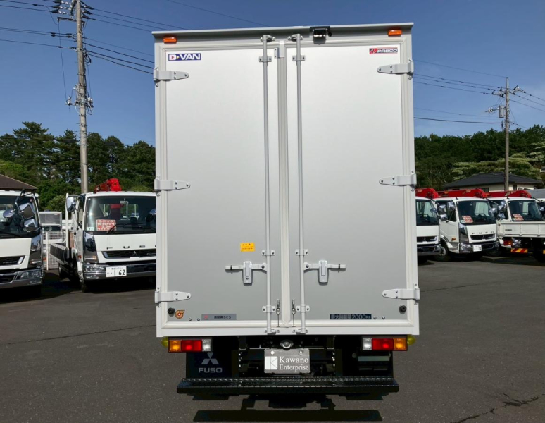 ☆未使用車 10尺 オートマ アルミバン バックモニター|中古トラックの販売・買取・査定のアイナビ