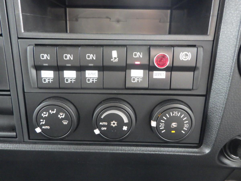 未使用車 62ワイド 後輪エアサス 積載2.75t 車検R9.11月迄|中古トラックの販売・買取・査定のアイナビ