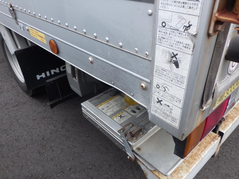 ワイドロング　格納ゲート　高床　積載3t　車輌総重量6,715kg|中古トラックの販売・買取・査定のアイナビ