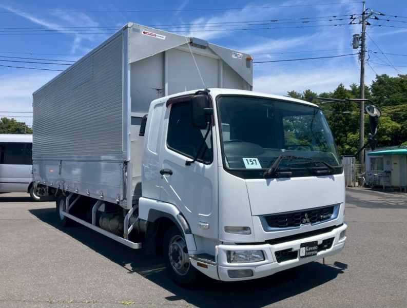 ☆H30　ワイド/6.2mボディ　ラッシング2段|中古トラックの販売・買取・査定のアイナビ