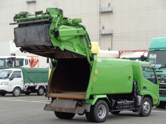 H28 日野デュトロ 回転式塵芥車5.1立米 反転装置付き|中古トラックの販売・買取・査定のアイナビ