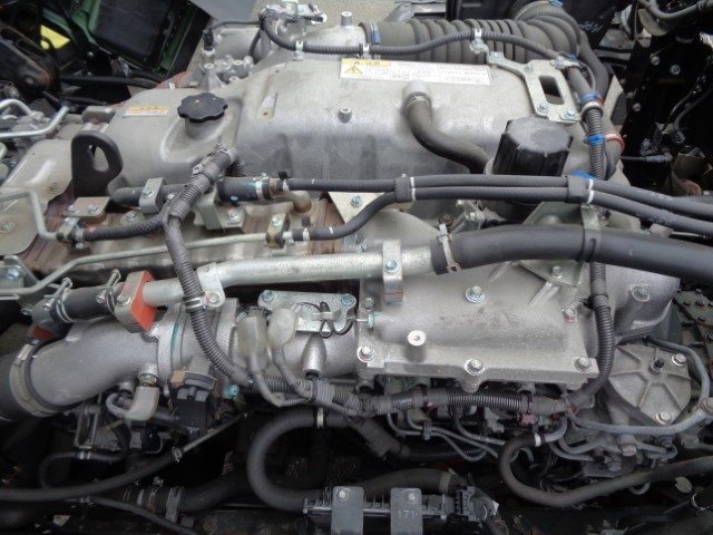 R5 いすゞギガ 25トン粉粒体運搬車(バラセメント) 予備検付|中古トラックの販売・買取・査定のアイナビ