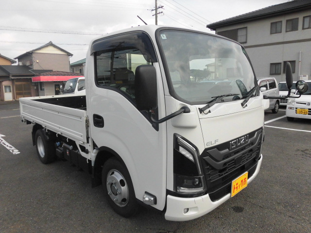 R7年エルフ2T10尺全低床平ボディー SATアイシム 車検有!|中古トラックの販売・買取・査定のアイナビ