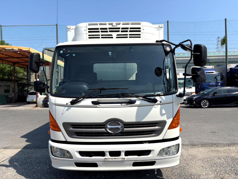 平成28年日野レンジャー4t冷蔵冷凍車PG低温設定TKG-FC9JKAA|中古トラックの販売・買取・査定のアイナビ