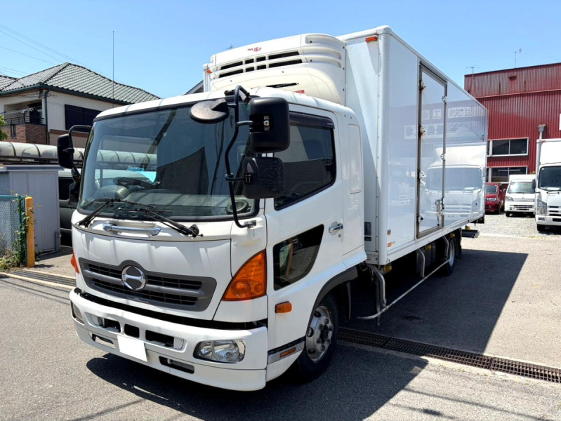平成28年日野レンジャー冷蔵冷凍車格納PG低温設定TKG-FD9JLAA|中古トラックの販売・買取・査定のアイナビ