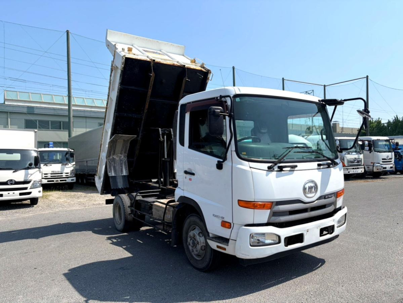 平成23年UDコンドル4tダンプETCSKG-MK38L|中古トラックの販売・買取・査定のアイナビ