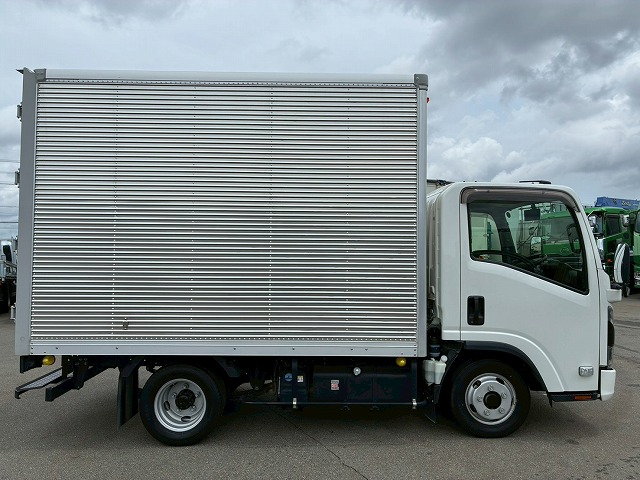 保証対象車両 ワンオーナー ショート 5t限定・準中型免許|中古トラックの販売・買取・査定のアイナビ