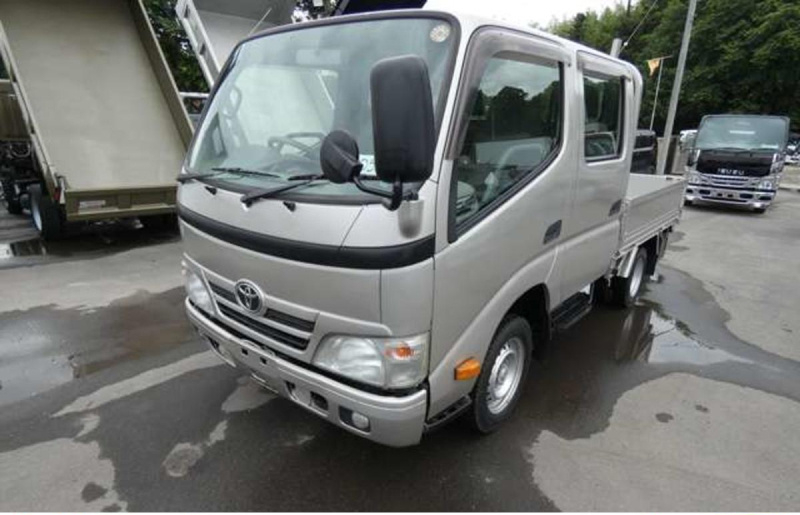 H251.2トン Wキャブ平ボディー三方開|中古トラックの販売・買取・査定のアイナビ