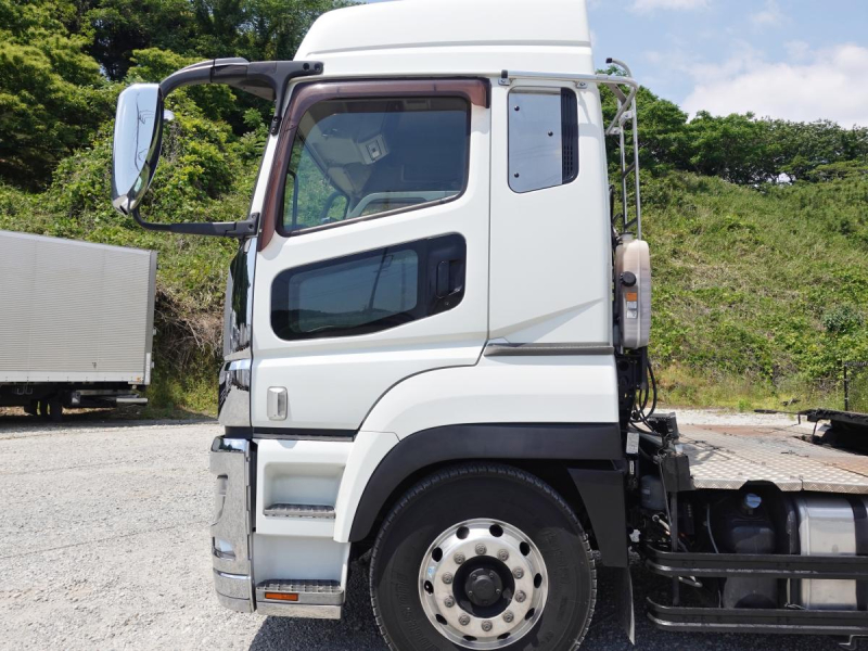 車検R9年1月30日までトレーラーヘッドトラクター|中古トラックの販売・買取・査定のアイナビ
