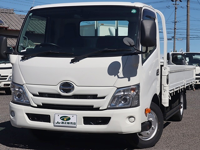 平ボディ 積載2t ワイドロング　全低床 車両総重量4965Kg|中古トラックの販売・買取・査定のアイナビ